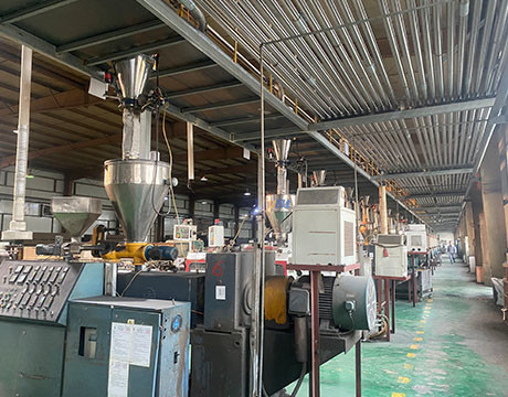 PE Ahşap Plastik Ekstrüzyon İçin Otomatik Besleme Tartı Karıştırma Bileşik Sistemi